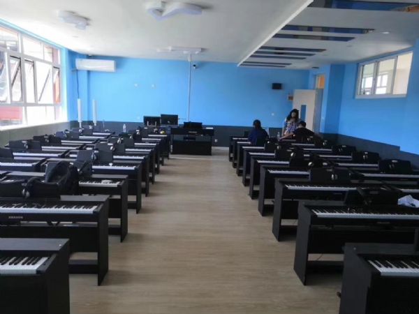 音乐 (1).jpg